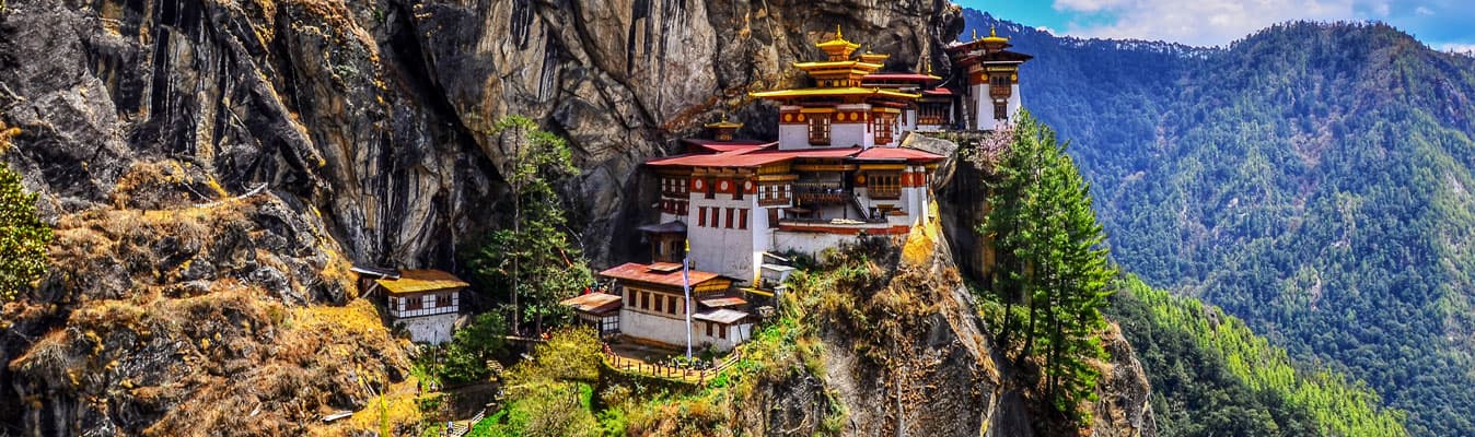 Bhutan : Willkommen Bei Den Aktuellen Nachrichten Von Fifa Com Bhutan Will Hoch Hinaus Fifa Com - Location, size, and extent topography climate flora and fauna environment population migration ethnic groups languages religions.